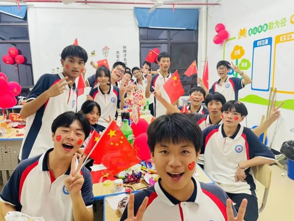 岳陽市江南通信職業(yè)技術(shù)學校有限公司,岳陽江南學校,岳陽江南通信學校,岳陽職業(yè)學校